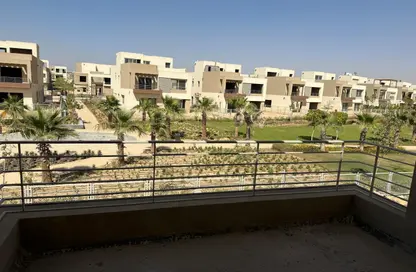Villa - 4 Bedrooms - 5 Bathrooms for sale in The Crown - Cairo Alexandria Desert Road - 6 October City - Giza