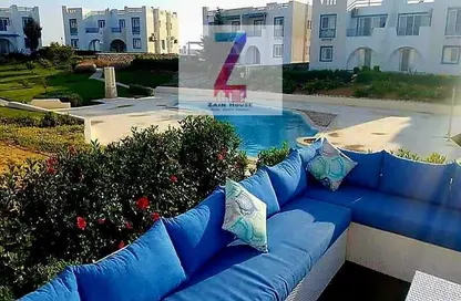 Chalet - 2 Bedrooms - 2 Bathrooms for rent in Mountain View - Ras Al Hekma - North Coast
