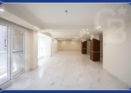 شقة - 4 غرف نوم - 3 حمامات للايجار في رشدي - حي شرق - الاسكندرية