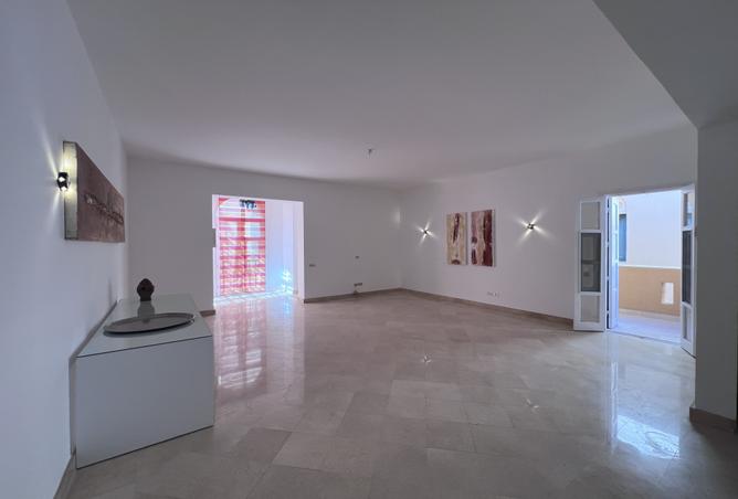 8385105 - Property Image 2