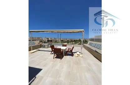 Chalet - 3 Bedrooms - 2 Bathrooms for rent in Hacienda Bay - Sidi Abdel Rahman - North Coast