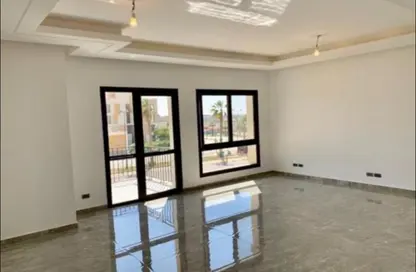 شقة - 3 غرف نوم - 3 حمامات للبيع في ذا كورت ياردز - كمبوندات الشيخ زايد - الشيخ زايد - الجيزة