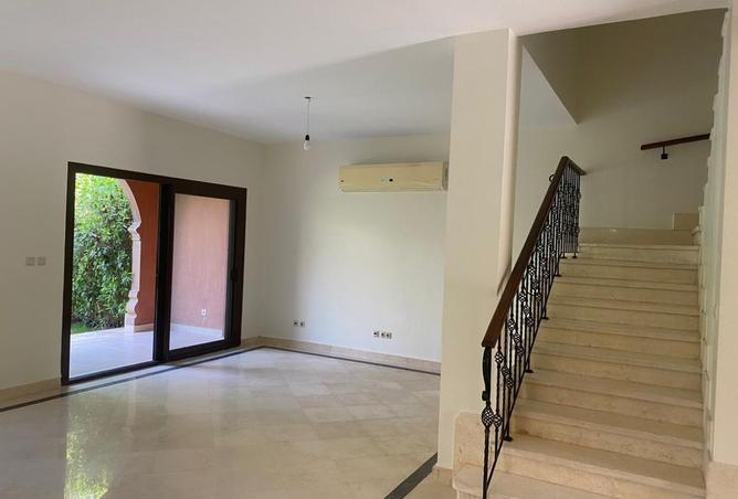 8163930 - Property Image 3