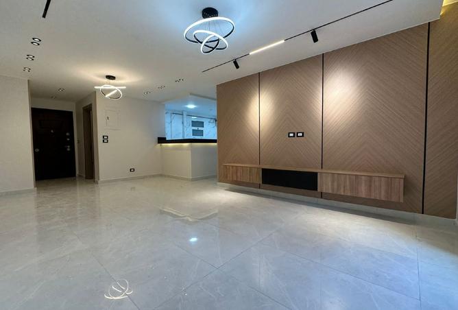 8255499 - Property Image 2