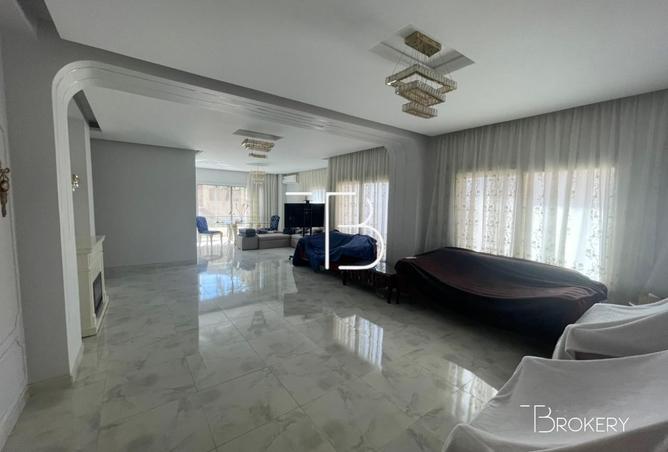 7945048 - صورة العقار 3