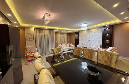 Apartment - 3 Bedrooms - 2 Bathrooms for sale in El Mearag City - Zahraa El Maadi - Hay El Maadi - Cairo