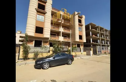 Apartment - 2 Bedrooms - 2 Bathrooms for sale in Om Kalthoum St. - 9th District - Obour City - Qalyubia