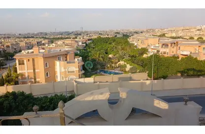 (بنتهاوس  (روف - 4 غرف نوم - 5 حمامات للايجار في شارع دكتور علي مشرفة - النرجس 6 - النرجس - مدينة القاهرة الجديدة - القاهرة