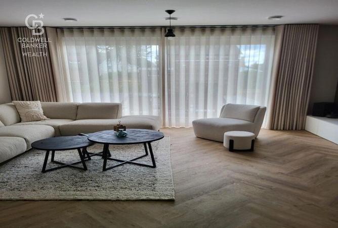 8251932 - Property Image 2