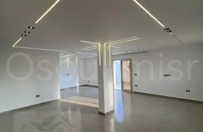 Apartment - 3 Bedrooms - 2 Bathrooms for sale in 10th District - Sheikh Zayed City - Giza