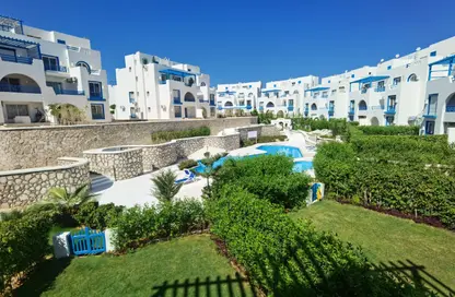 Chalet - 2 Bedrooms - 2 Bathrooms for sale in Mountain View - Ras Al Hekma - North Coast