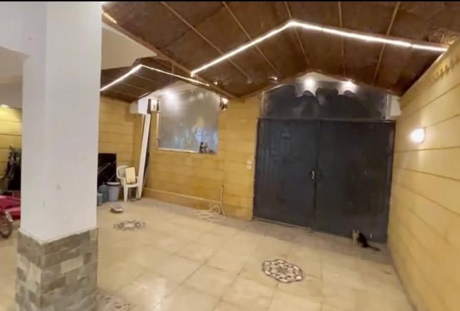 8128039 - Property Image 2