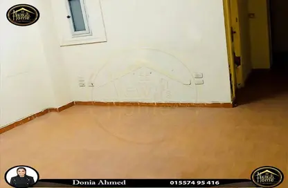 مساحات مكتبية - استوديو - 2 حمامات للبيع في سموحة - حي شرق - الاسكندرية
