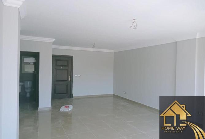8071176 - Property Image 2