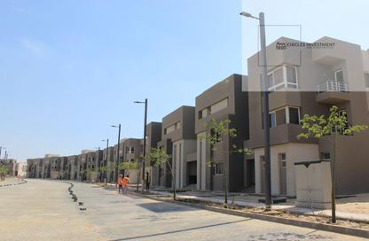 Townhouse - 4 Bedrooms - 4 Bathrooms for sale in Etapa - Sheikh Zayed Compounds - Sheikh Zayed City - Giza