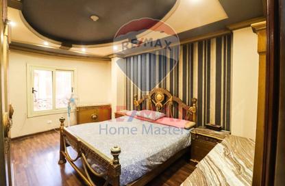 Whole Building - 3 Bedrooms - 2 Bathrooms for sale in Al Gamaa District - Al Mansoura - Al Daqahlya
