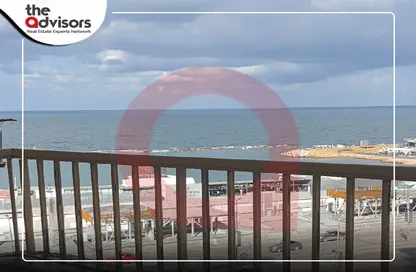 Apartment - 2 Bedrooms - 1 Bathroom for rent in Al Geish Road - Roushdy - Hay Sharq - Alexandria