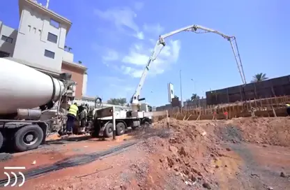عيادة - استوديو - 2 حمامات للبيع في حدائق المهندسين - الحي الرابع - الشيخ زايد - الجيزة
