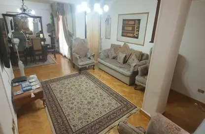 Apartment - 3 Bedrooms - 2 Bathrooms for sale in Mohamed Hassan Al Gamal St. - 6th Zone - Nasr City - Cairo