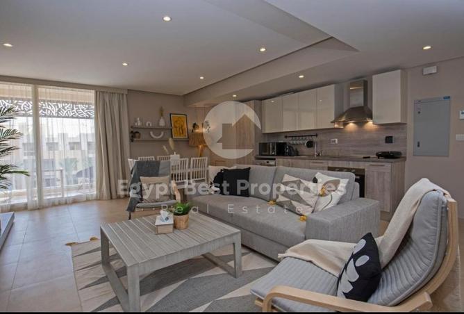 8240325 - Property Image 2