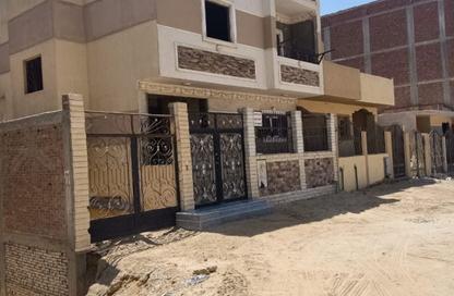 Villa - 6 Bedrooms - 4 Bathrooms for sale in El Motamayez District - Badr City - Cairo