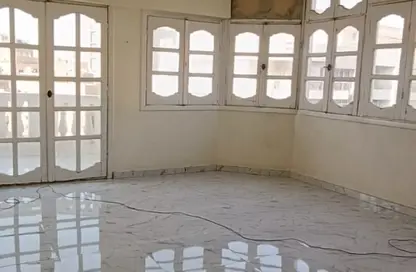 شقة - 3 غرف نوم - 3 حمامات للايجار في شارع النزهه - ارض الجولف - مصر الجديدة - القاهرة