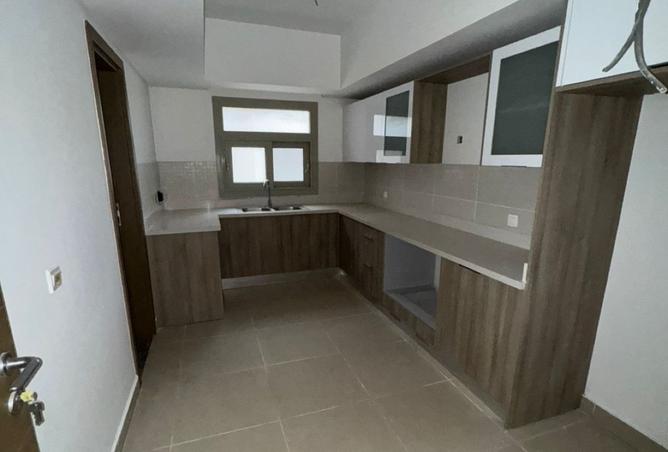 8238869 - Property Image 2