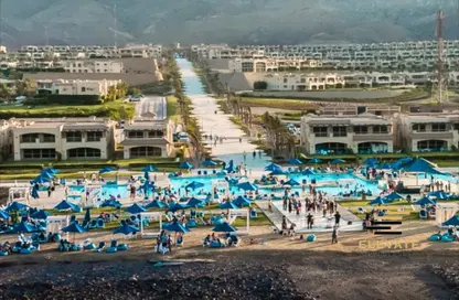 Apartment - 3 Bedrooms - 2 Bathrooms for sale in La Vista 6 - La Vista - Al Ain Al Sokhna - Suez