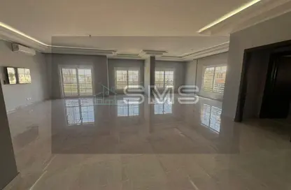 شقة - 3 غرف نوم - 3 حمامات للايجار في غرب الجولف - كمبوندات القطامية - القطامية - مدينة القاهرة الجديدة - القاهرة