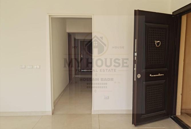 8100494 - Property Image 3