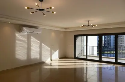 Apartment - 2 Bedrooms - 2 Bathrooms for sale in Village Views - Zed Towers - Sheikh Zayed Compounds - Sheikh Zayed City - Giza