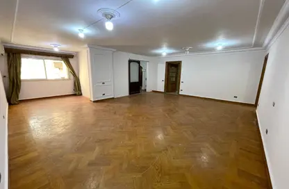 Apartment - 4 Bedrooms - 3 Bathrooms for sale in Mosadak St. - Dokki - Giza