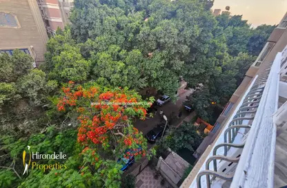 Apartment - 2 Bedrooms - 2 Bathrooms for sale in Sarayat Al Maadi - Hay El Maadi - Cairo