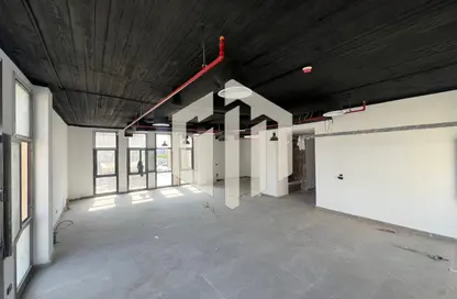 بناية كاملة - استوديو - 4 حمامات للايجار في ديستريكت 5 - كمبوندات التجمع الخامس - التجمع الخامس - مدينة القاهرة الجديدة - القاهرة