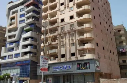 شقة - 3 غرف نوم - 2 حمامات للبيع في شارع حسن مامون - المنطقة السادسة - مدينة نصر - القاهرة