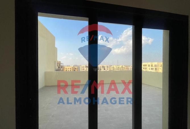 8023384 - Property Image 3