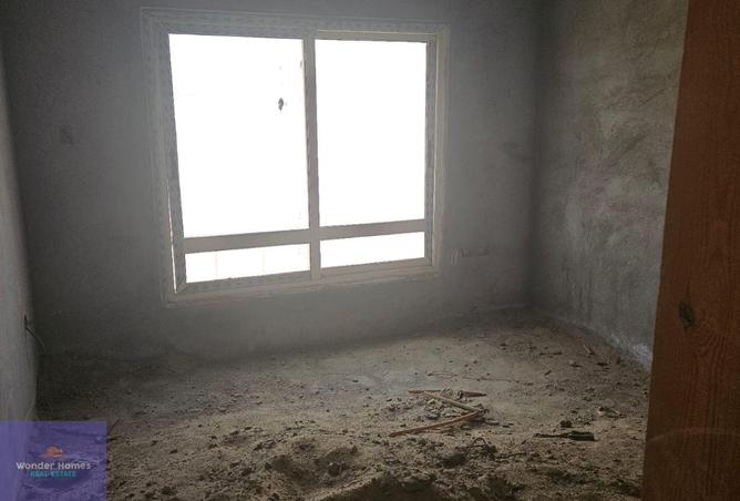 8304883 - Property Image 2