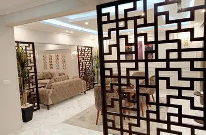 شقة - 2 غرف نوم - 2 حمامات للايجار في شارع محي الدين أبو العز - المهندسين - الجيزة