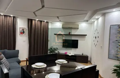 Apartment - 2 Bedrooms - 1 Bathroom for rent in Othmman Ibn Affan St. - Rehab City Fifth Phase - Al Rehab - New Cairo City - Cairo