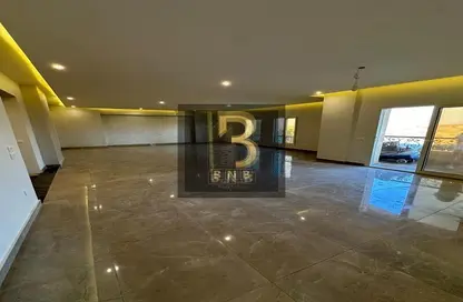 Apartment - 3 Bedrooms - 2 Bathrooms for rent in South Investors Area - New Cairo City - Cairo