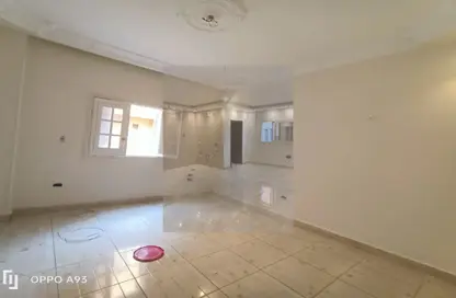 شقة - 3 غرف نوم - 3 حمامات للايجار في البنفسج 1 - البنفسج - مدينة القاهرة الجديدة - القاهرة