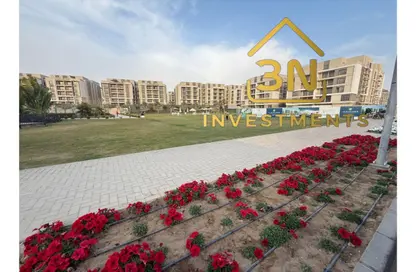 شقة - 3 غرف نوم - 2 حمامات للايجار في مون ريزيدنس - فيفث سكوير - التجمع الخامس - مدينة القاهرة الجديدة - القاهرة