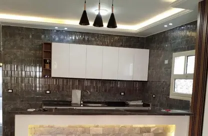 شقة - 4 غرف نوم - 3 حمامات للايجار في لومين هايتس - كمبوندات الشيخ زايد - الشيخ زايد - الجيزة