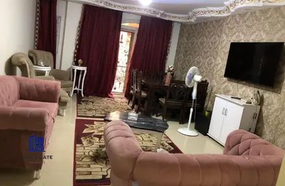 شقة - 3 غرف نوم - 2 حمامات للبيع في الحي الحادي عشر - الشيخ زايد - الجيزة