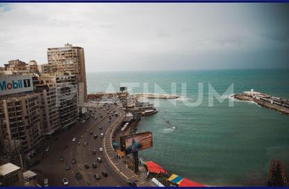 شقة - 3 غرف نوم - 2 حمامات للبيع في طريق الجيش - جليم - حي شرق - الاسكندرية