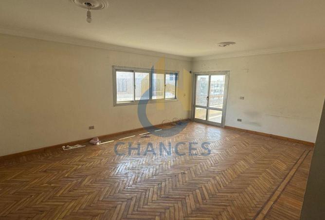 8060701 - Property Image 2
