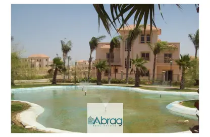 Villa - 4 Bedrooms - 6 Bathrooms for sale in Greens - 6th District - Sheikh Zayed City - Giza