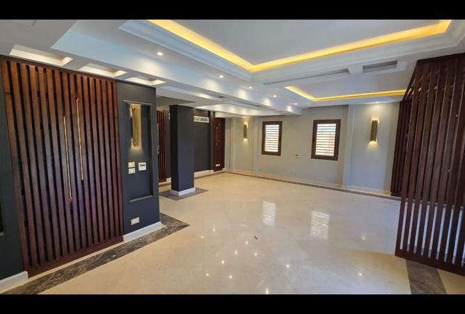 8087810 - Property Image 2