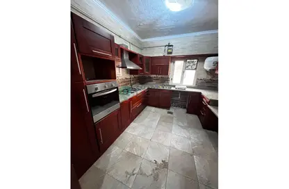 Apartment - 3 Bedrooms - 2 Bathrooms for rent in Doctor Ali Mosharafa St. - Al Narges 6 - Al Narges - New Cairo City - Cairo