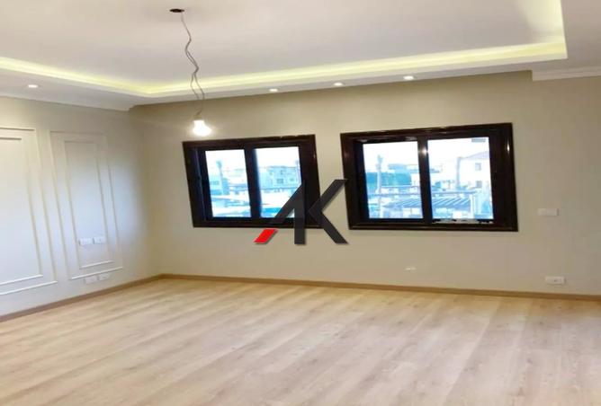 8296410 - Property Main Image